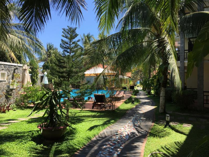 Ngoc Bich Bungalow Hotel Phan Thiet Kültér fotó